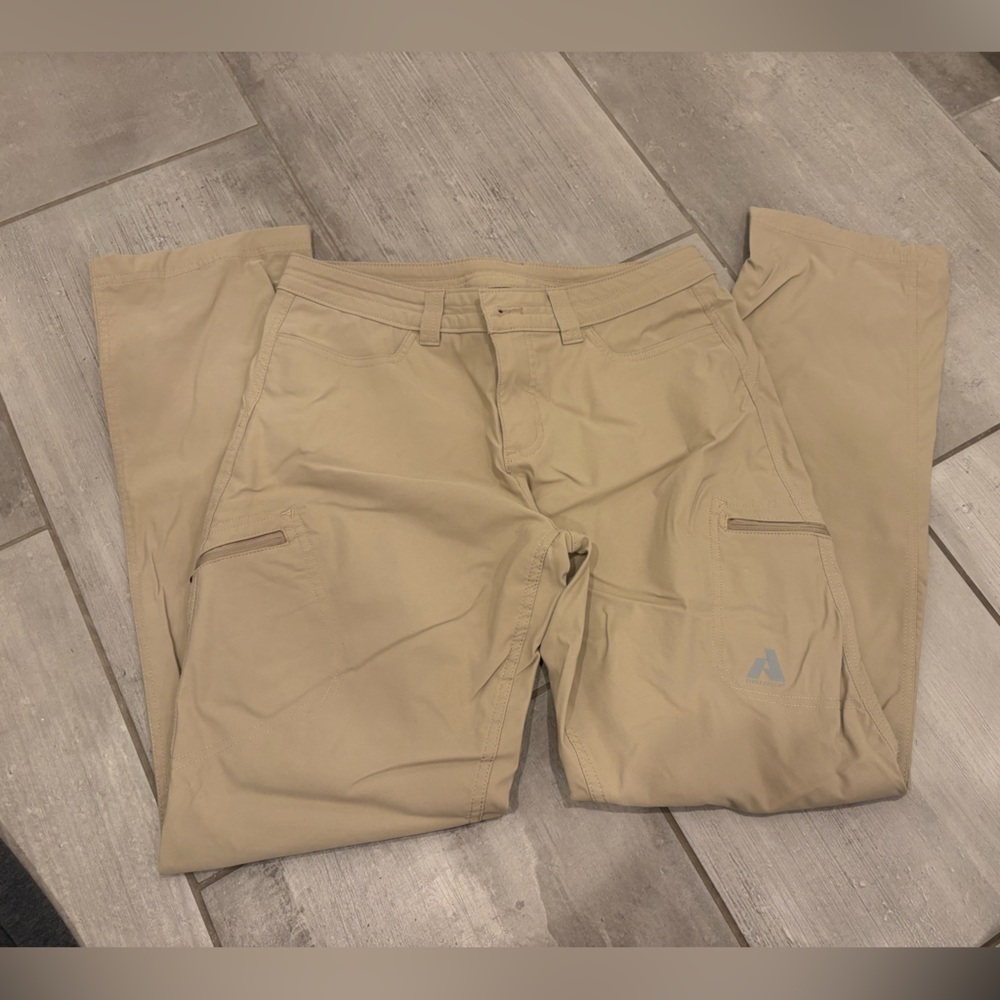 Eddie Bauer Guide Pants in Tan